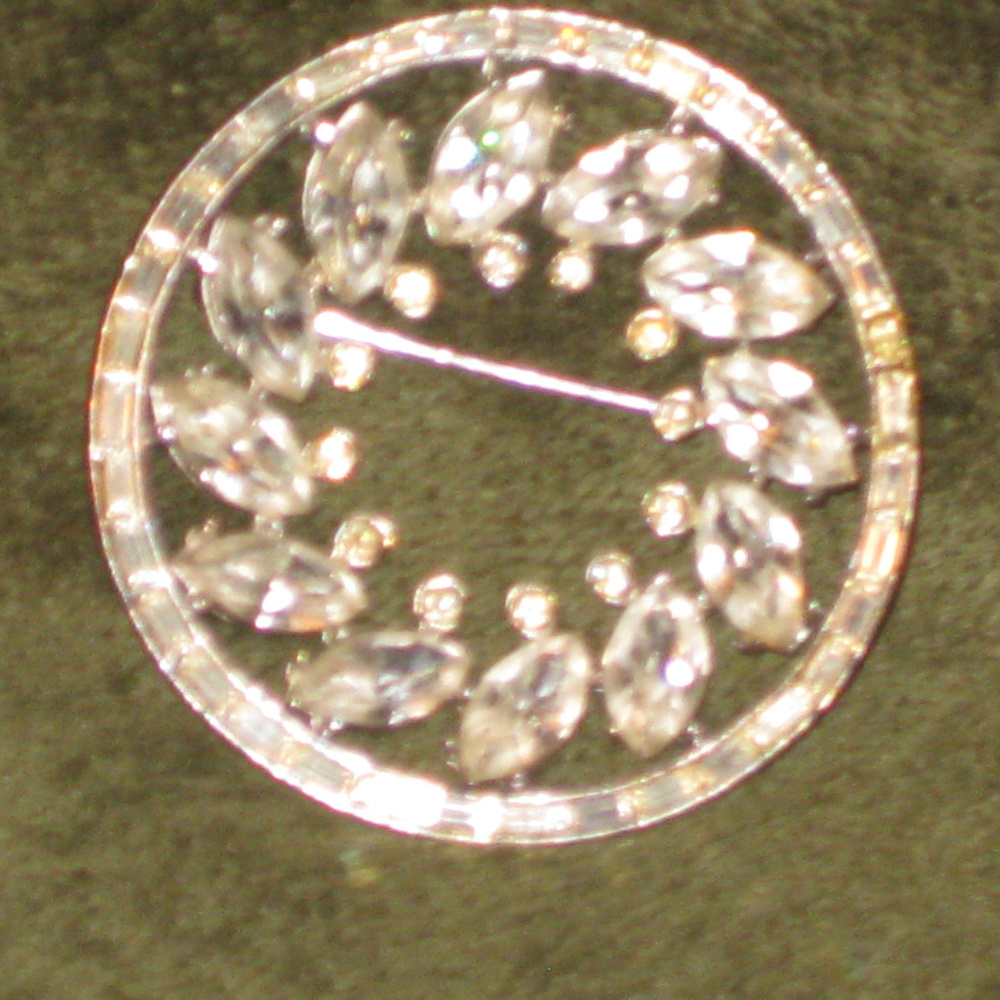 round vintage brooch crystal